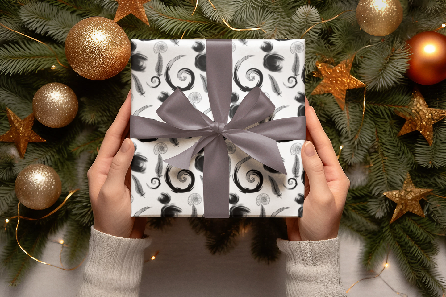 Wrapping Paper Sheets With Vivid Design