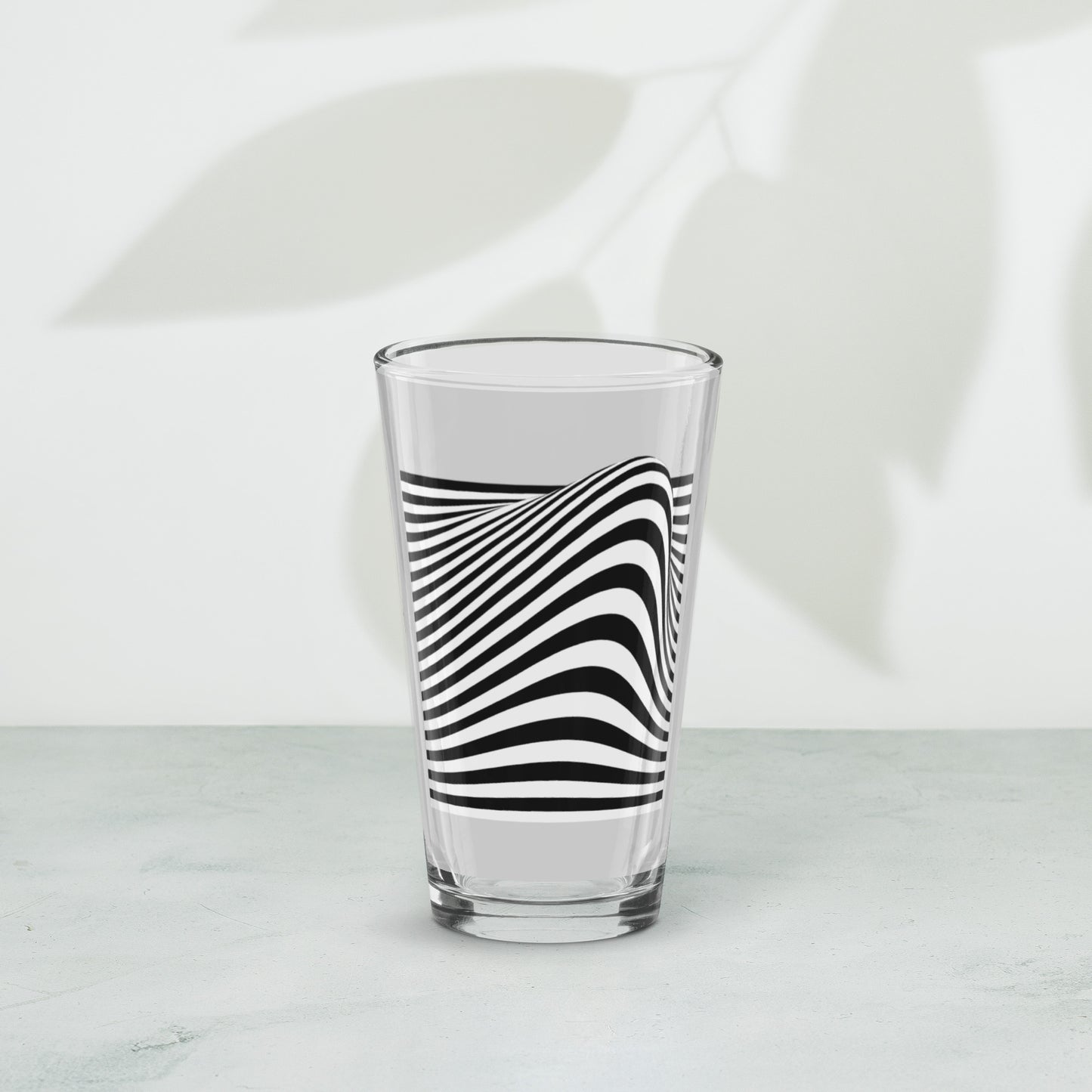 Shaker pint glass