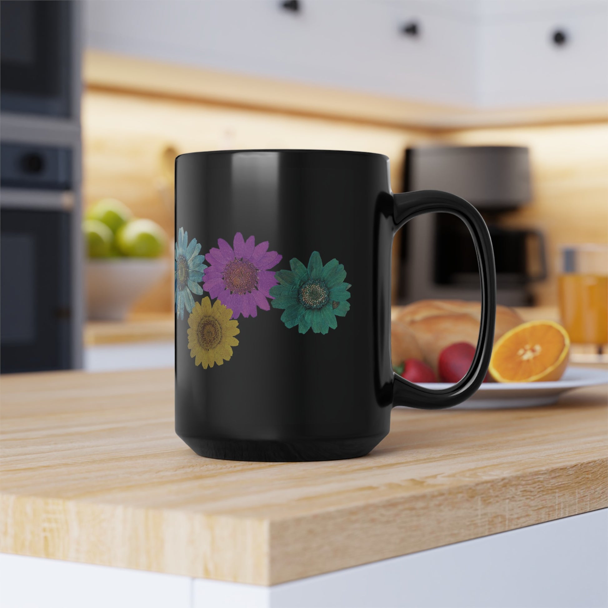 Black Colorful Daisy Mug