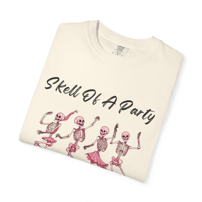 Skell Of A Party Tee Shirt, Playful Skeleton Shirt, Halloween Comfort Color Tee, Comfort Color Skeleton Shirt, Skeletons Dancing Shirt, Skeleton Party Tee Shirt, Halloween Party Tee Shirt,
