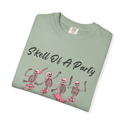 Skell Of A Party Tee Shirt, Playful Skeleton Shirt, Halloween Comfort Color Tee, Comfort Color Skeleton Shirt, Skeletons Dancing Shirt, Skeleton Party Tee Shirt, Halloween Party Tee Shirt,