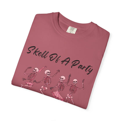 Skell Of A Party Tee Shirt, Playful Skeleton Shirt, Halloween Comfort Color Tee, Comfort Color Skeleton Shirt, Skeletons Dancing Shirt, Skeleton Party Tee Shirt, Halloween Party Tee Shirt,